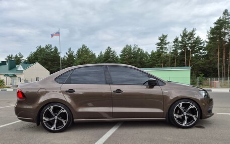 Volkswagen Polo VI (EU Market), 2014 год, 933 333 рублей, 4 фотография