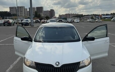 Skoda Rapid I, 2015 год, 1 020 000 рублей, 4 фотография