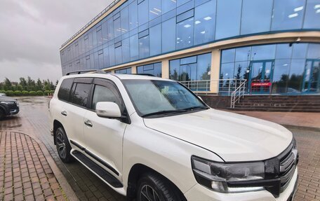 Toyota Land Cruiser 200, 2014 год, 4 500 000 рублей, 3 фотография