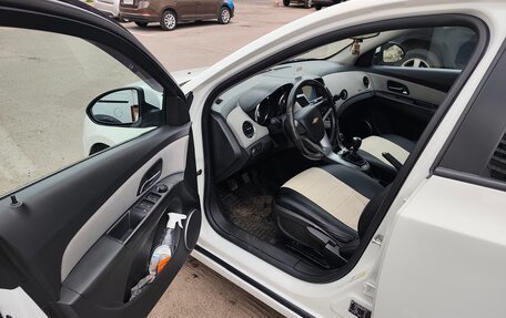 Chevrolet Cruze II, 2011 год, 632 000 рублей, 13 фотография