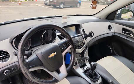 Chevrolet Cruze II, 2011 год, 632 000 рублей, 10 фотография