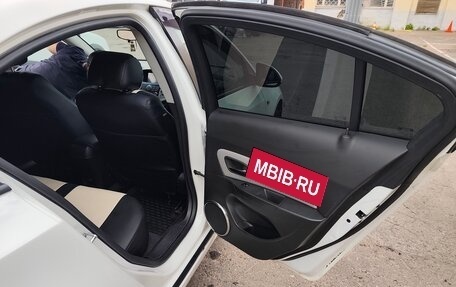 Chevrolet Cruze II, 2011 год, 632 000 рублей, 9 фотография