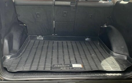 Toyota Land Cruiser Prado 150 рестайлинг 2, 2016 год, 3 700 000 рублей, 17 фотография
