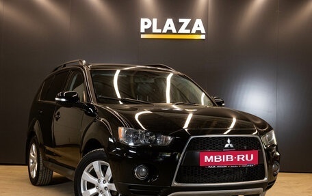 Mitsubishi Outlander III рестайлинг 3, 2010 год, 1 149 000 рублей, 2 фотография