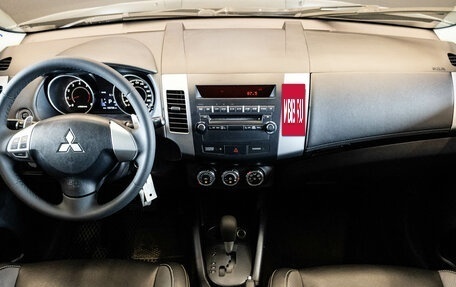Mitsubishi Outlander III рестайлинг 3, 2010 год, 1 149 000 рублей, 5 фотография