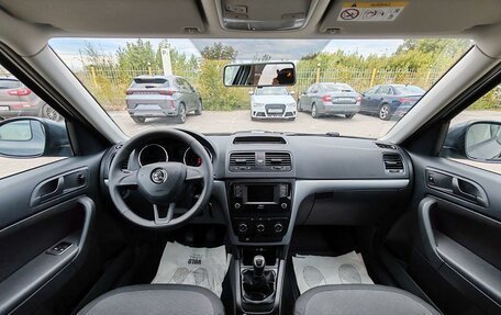 Skoda Yeti I рестайлинг, 2017 год, 1 449 000 рублей, 8 фотография