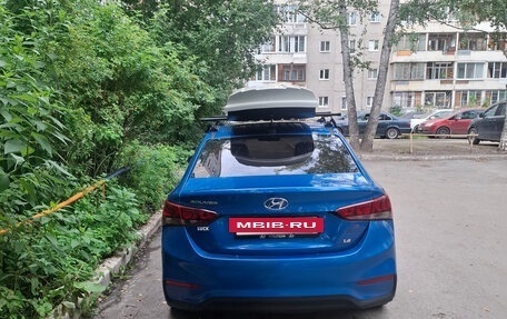 Hyundai Solaris II рестайлинг, 2017 год, 820 000 рублей, 3 фотография