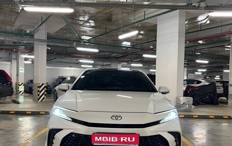 Toyota Camry, 2024 год, 3 700 000 рублей, 1 фотография