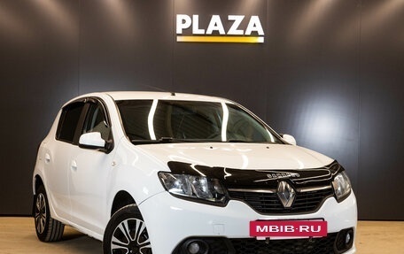 Renault Sandero II рестайлинг, 2017 год, 1 065 000 рублей, 2 фотография