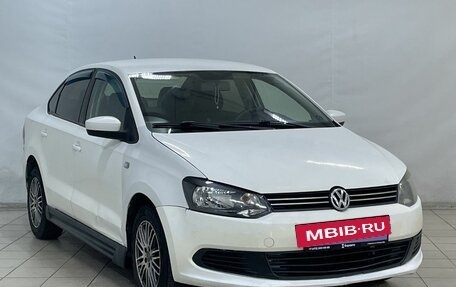 Volkswagen Polo VI (EU Market), 2011 год, 350 000 рублей, 2 фотография