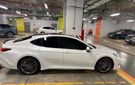 Toyota Camry, 2024 год, 3 700 000 рублей, 6 фотография