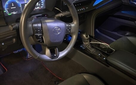 Toyota Camry, 2024 год, 3 700 000 рублей, 9 фотография