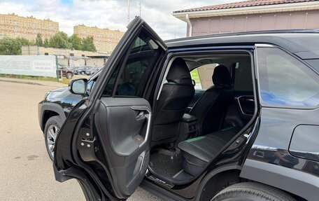 Toyota RAV4, 2024 год, 4 500 000 рублей, 5 фотография