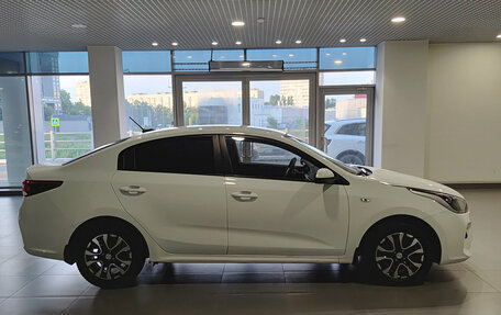 KIA Rio IV, 2017 год, 1 290 000 рублей, 4 фотография