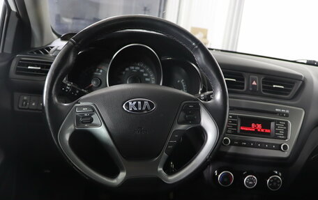 KIA Rio III рестайлинг, 2017 год, 999 990 рублей, 10 фотография