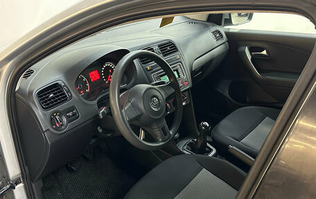 Volkswagen Polo VI (EU Market), 2013 год, 750 000 рублей, 7 фотография