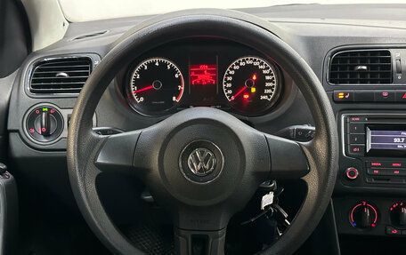Volkswagen Polo VI (EU Market), 2013 год, 750 000 рублей, 13 фотография