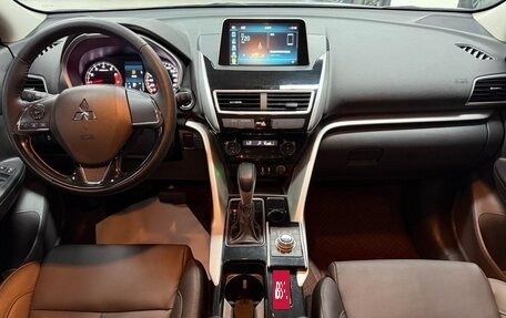 Mitsubishi Eclipse Cross, 2022 год, 1 876 000 рублей, 8 фотография