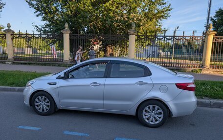 KIA Rio III рестайлинг, 2014 год, 420 000 рублей, 2 фотография
