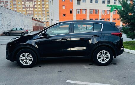KIA Sportage IV рестайлинг, 2018 год, 1 800 000 рублей, 7 фотография