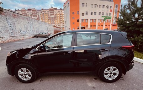 KIA Sportage IV рестайлинг, 2018 год, 1 800 000 рублей, 23 фотография