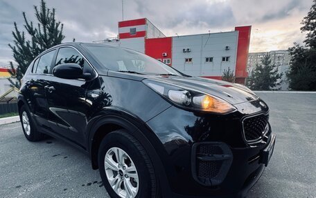 KIA Sportage IV рестайлинг, 2018 год, 1 800 000 рублей, 21 фотография