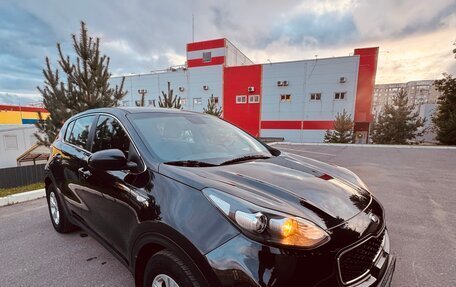 KIA Sportage IV рестайлинг, 2018 год, 1 800 000 рублей, 33 фотография