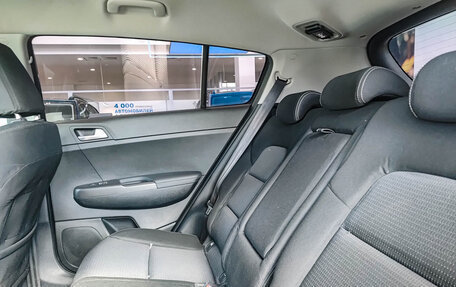 KIA Sportage IV рестайлинг, 2022 год, 2 397 000 рублей, 12 фотография