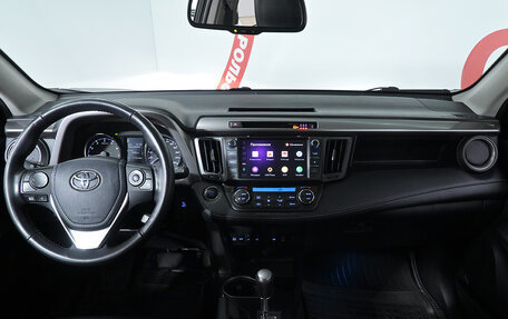 Toyota RAV4, 2018 год, 2 160 000 рублей, 8 фотография