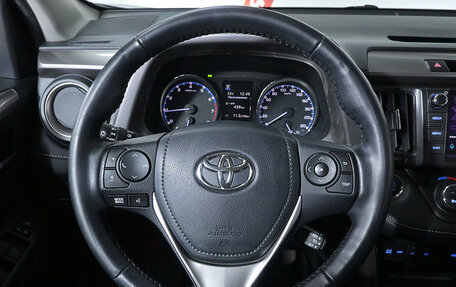 Toyota RAV4, 2018 год, 2 160 000 рублей, 10 фотография