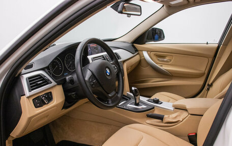BMW 3 серия, 2013 год, 1 795 000 рублей, 10 фотография