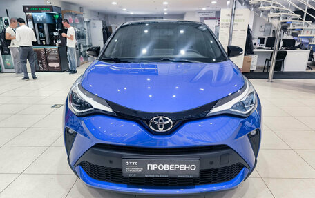 Toyota C-HR I рестайлинг, 2021 год, 2 650 000 рублей, 6 фотография