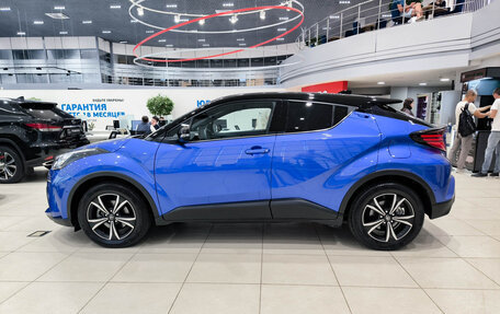 Toyota C-HR I рестайлинг, 2021 год, 2 650 000 рублей, 12 фотография