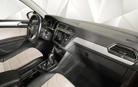 Volkswagen Tiguan II, 2022 год, 2 910 000 рублей, 13 фотография