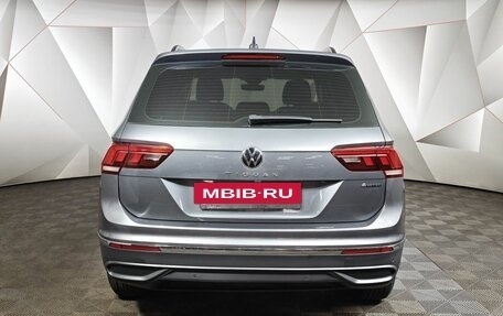 Volkswagen Tiguan II, 2022 год, 2 910 000 рублей, 8 фотография