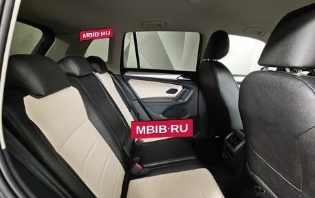 Volkswagen Tiguan II, 2022 год, 2 910 000 рублей, 16 фотография