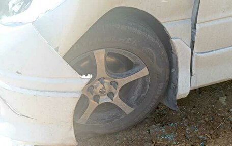 Toyota Estima III рестайлинг -2, 2001 год, 250 000 рублей, 15 фотография