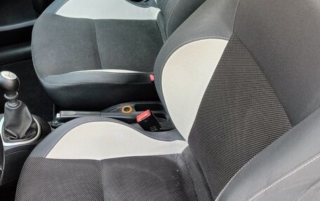 Renault Clio RS III, 2010 год, 1 100 000 рублей, 10 фотография