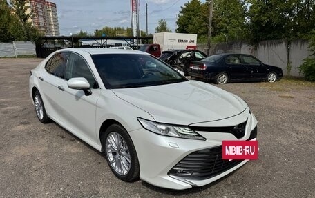 Toyota Camry, 2020 год, 3 550 000 рублей, 3 фотография