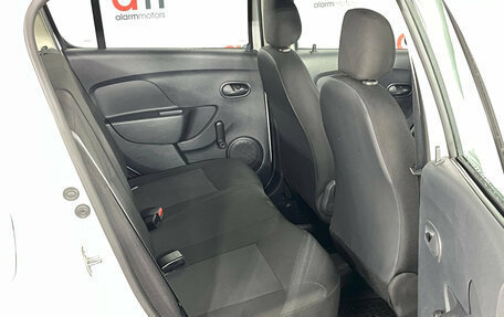 Renault Sandero II рестайлинг, 2015 год, 649 000 рублей, 17 фотография
