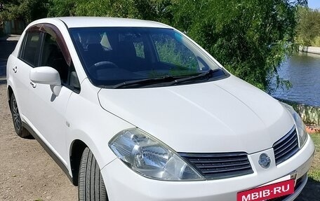 Nissan Tiida, 2005 год, 550 000 рублей, 2 фотография