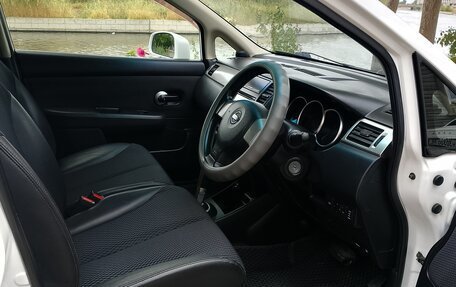 Nissan Tiida, 2005 год, 550 000 рублей, 21 фотография