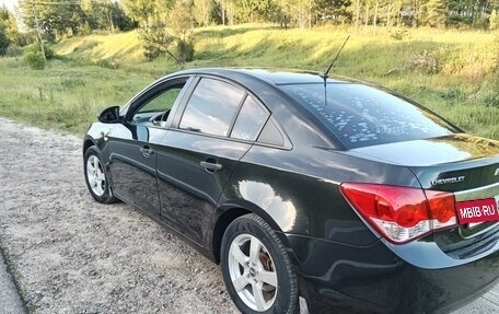 Chevrolet Cruze II, 2011 год, 650 000 рублей, 4 фотография