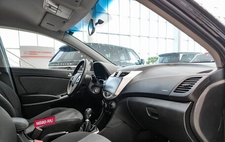 Hyundai Solaris II рестайлинг, 2012 год, 599 000 рублей, 15 фотография