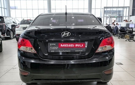Hyundai Solaris II рестайлинг, 2012 год, 599 000 рублей, 10 фотография