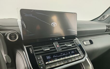 Toyota Land Cruiser, 2026 год, 16 500 000 рублей, 14 фотография