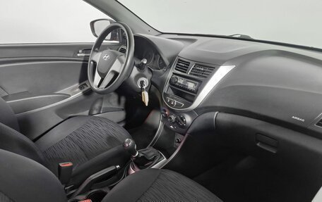 Hyundai Solaris II рестайлинг, 2014 год, 719 000 рублей, 16 фотография