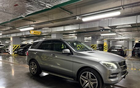 Mercedes-Benz M-Класс, 2013 год, 2 500 000 рублей, 3 фотография