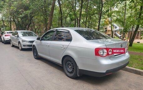 Volkswagen Jetta VI, 2006 год, 399 999 рублей, 3 фотография