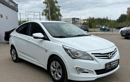 Hyundai Solaris II рестайлинг, 2015 год, 1 040 000 рублей, 4 фотография